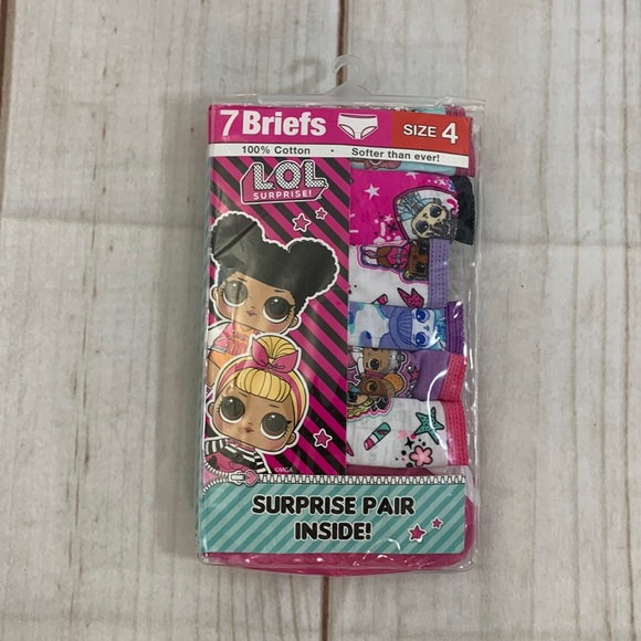 LOL Surprise! 7 Pair of Panties Size 4 New - Picture 1 of 1